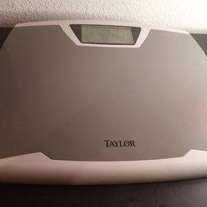 NEW Taylor Digital 12"x14" Weight Scale.